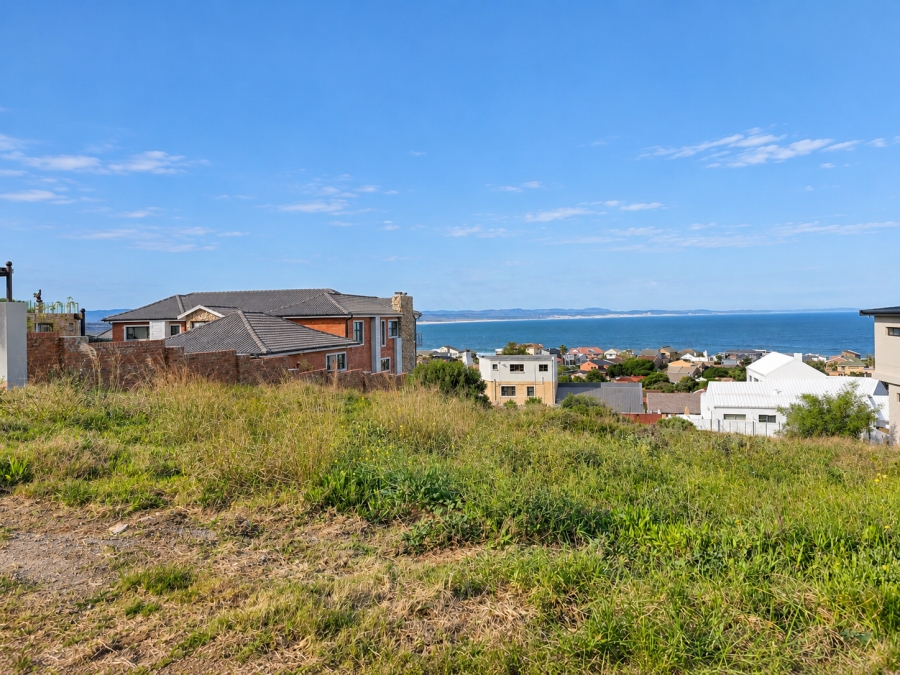 0 Bedroom Property for Sale in Wavecrest Eastern Cape